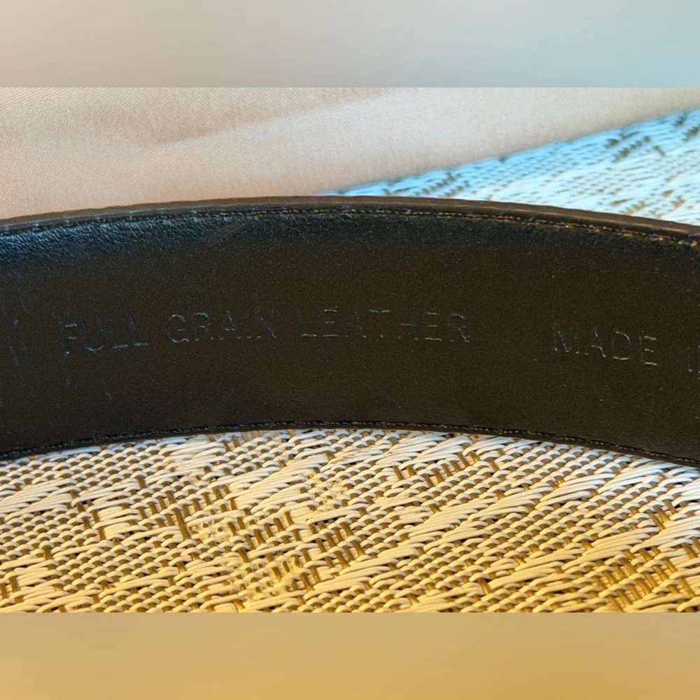 Calvin Klein genuine leather womens belt Sz M - Picture 6 of 12